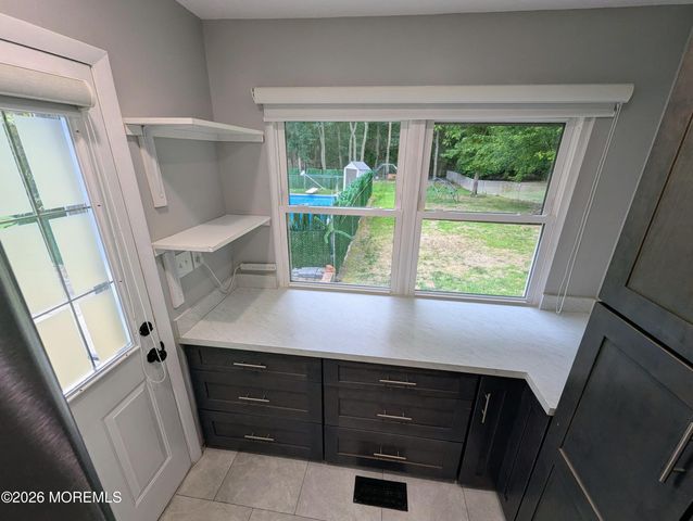 5 Albany Avenue, Jackson, NJ 08527