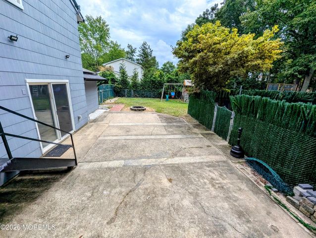 5 Albany Avenue, Jackson, NJ 08527