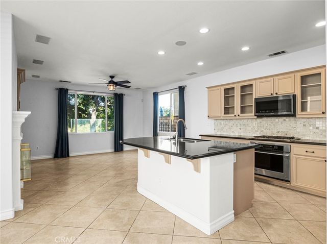 28911 Mirada Circulo, Valencia, CA 91354