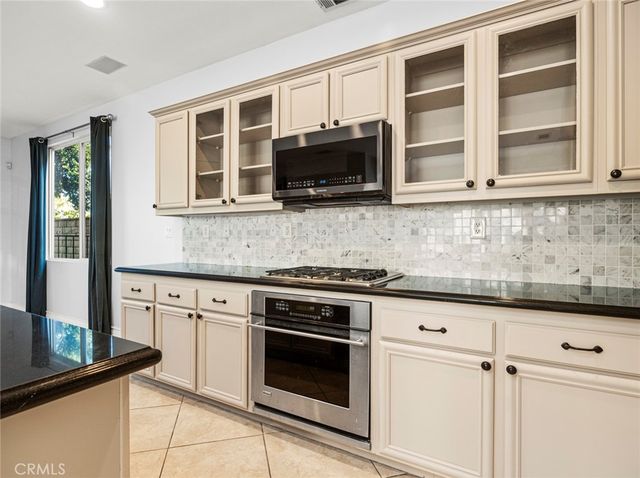 28911 Mirada Circulo, Valencia, CA 91354