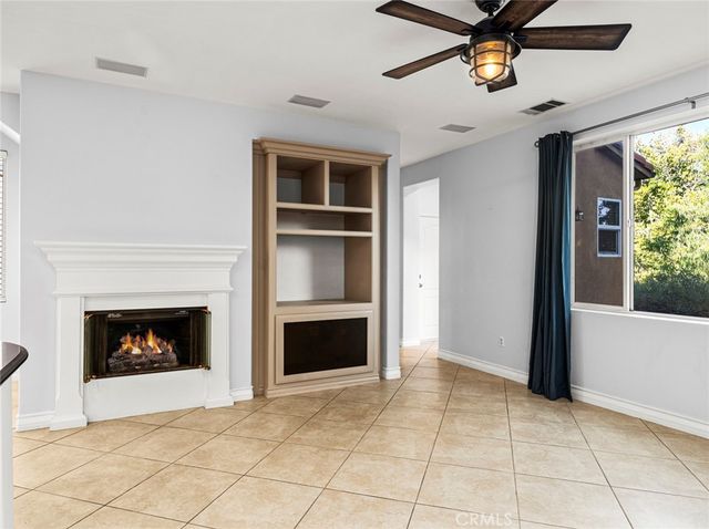 28911 Mirada Circulo, Valencia, CA 91354
