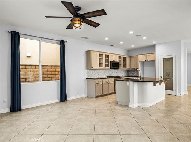 28911 Mirada Circulo, Valencia, CA 91354