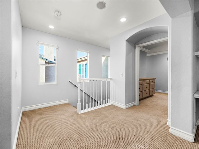 28911 Mirada Circulo, Valencia, CA 91354