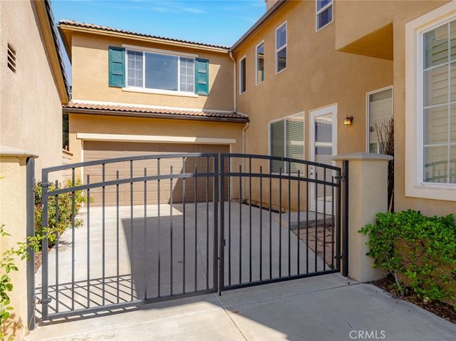 28911 Mirada Circulo, Valencia, CA 91354