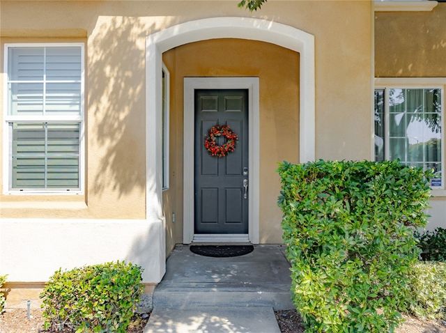 28911 Mirada Circulo, Valencia, CA 91354