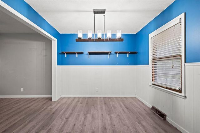 419 Topeka Avenue, Leavenworth, KS 66048