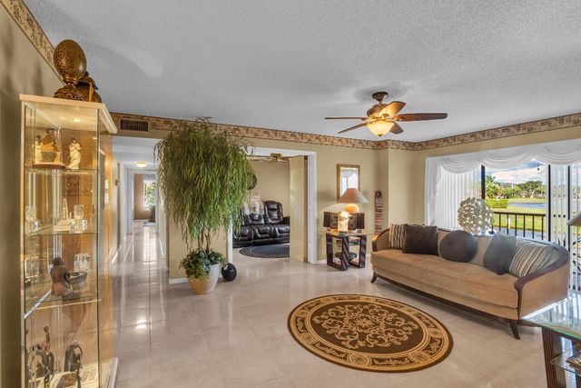 1012 Green Pine Boulevard H2, West Palm Beach, FL 33409