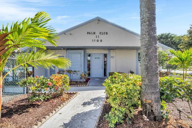 1012 Green Pine Boulevard H2, West Palm Beach, FL 33409