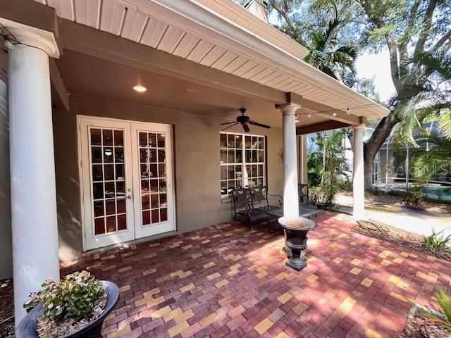 3408 W BAY VILLA AVENUE, Tampa, FL 33611