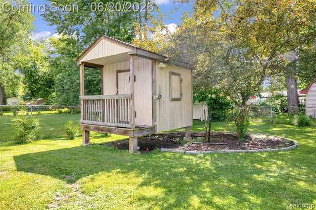 45451 Joseph Street, Utica, MI 48317