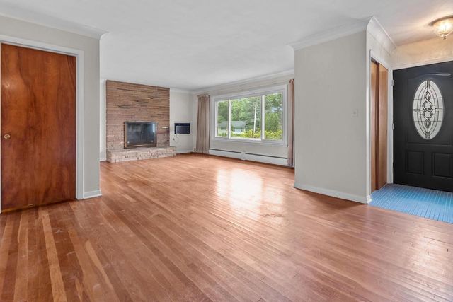 130 Sky LANE, Lake Geneva, WI 53147