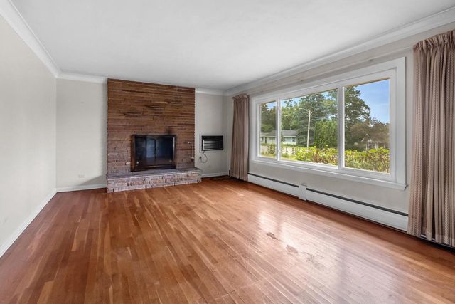 130 Sky LANE, Lake Geneva, WI 53147