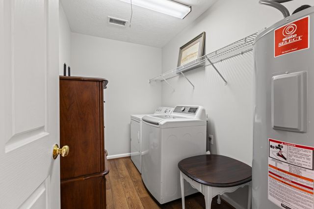 270 Vicksburg Drive, Nicholasville, KY 40356