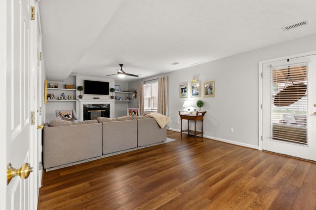 270 Vicksburg Drive, Nicholasville, KY 40356