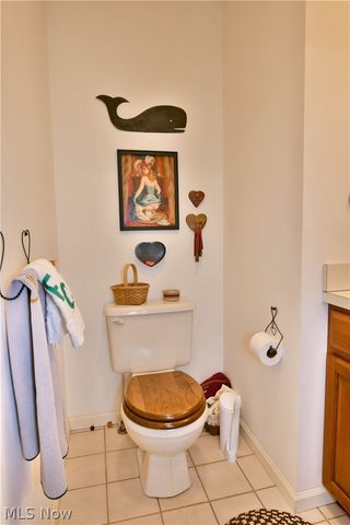 502 Turnberry Court NE, Warren, OH 44484