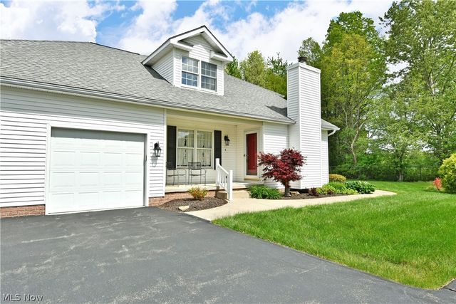 502 Turnberry Court NE, Warren, OH 44484