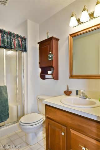 502 Turnberry Court NE, Warren, OH 44484