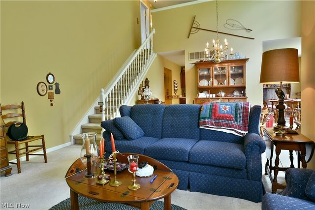 502 Turnberry Court NE, Warren, OH 44484