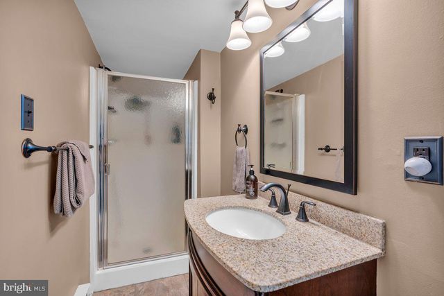 749 BARNSBORO RD, Mullica Hill, NJ 08062