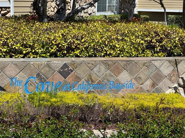 1 Passage Lane, Redwood City, CA 94065