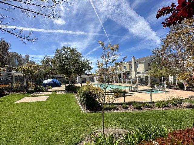 1 Passage Lane, Redwood City, CA 94065