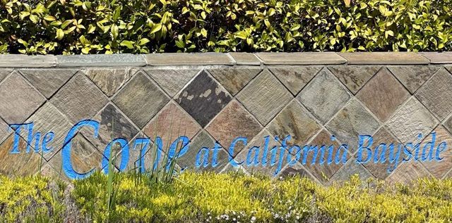 1 Passage Lane, Redwood City, CA 94065