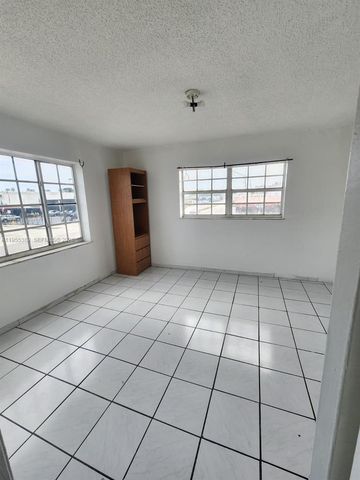 2152 NW 27th Ave 0, Miami, FL 33142