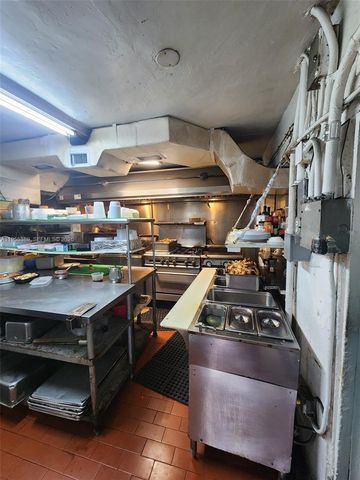 2152 NW 27th Ave 0, Miami, FL 33142