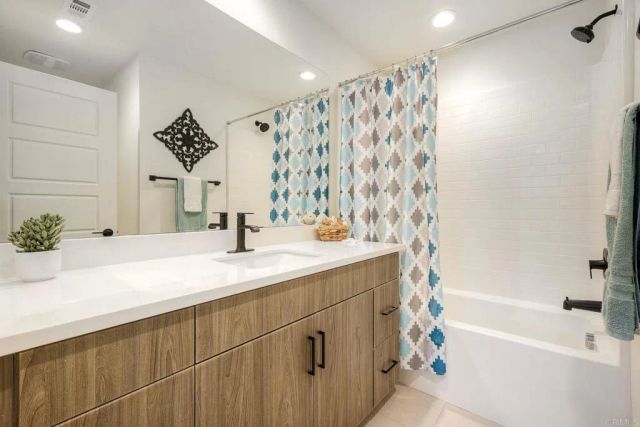 229 Mission Villas Rd., San Marcos, CA 92069