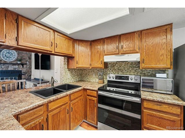19728 Rosewood Ct, Parker, CO 80138