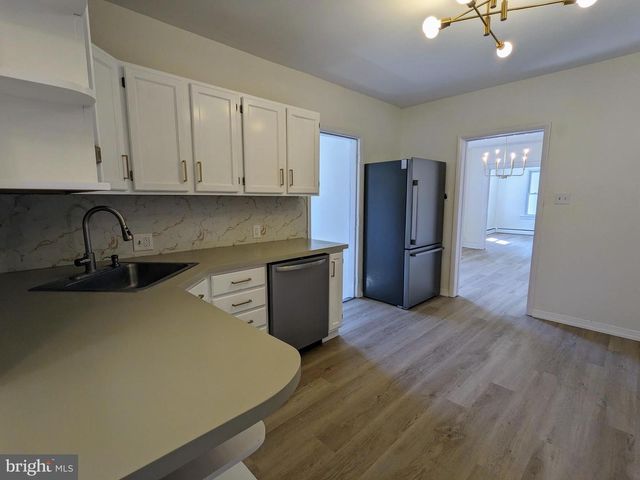 804 RACE ST, Catasauqua, PA 18032