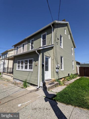 804 RACE ST, Catasauqua, PA 18032