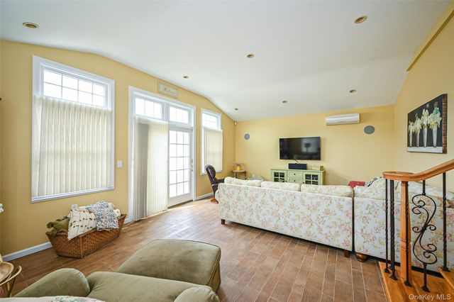 171-20 Gladwin Avenue, Fresh Meadows, NY 11365