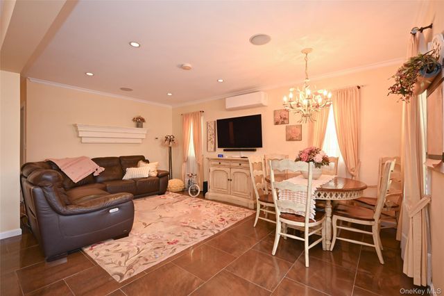 171-20 Gladwin Avenue, Fresh Meadows, NY 11365