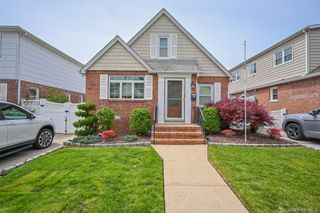171-20 Gladwin Avenue, Fresh Meadows, NY 11365