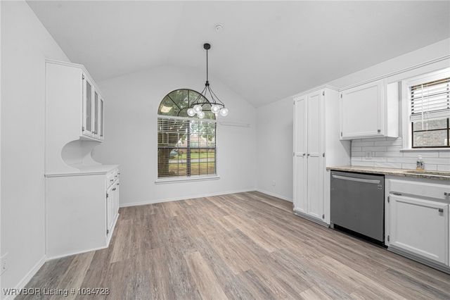 2005 Broken Hill Drive, Van Buren, AR 72956