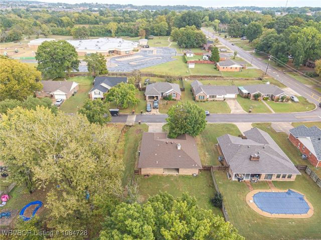 2005 Broken Hill Drive, Van Buren, AR 72956