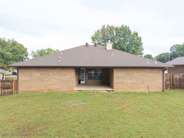 2005 Broken Hill Drive, Van Buren, AR 72956