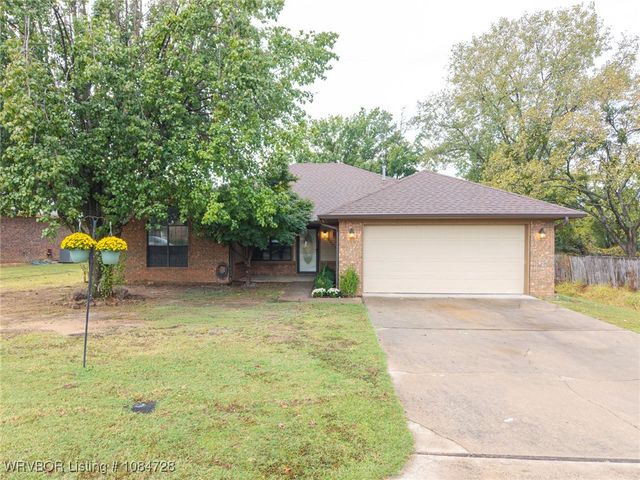 2005 Broken Hill Drive, Van Buren, AR 72956