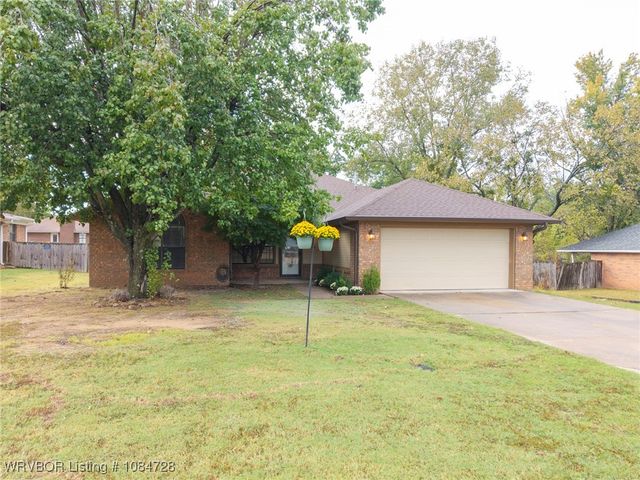 2005 Broken Hill Drive, Van Buren, AR 72956