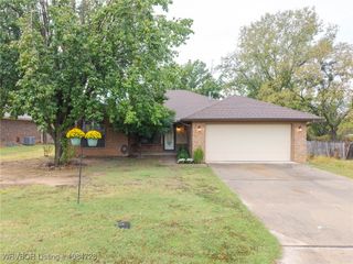 2005 Broken Hill Drive, Van Buren, AR 72956