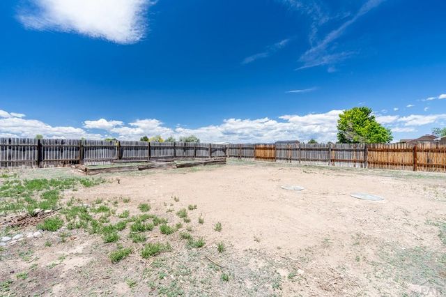 435 S Costilla Dr, Pueblo West, CO 81007