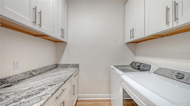 13918 OLD CREEK COURT, Parrish, FL 34219