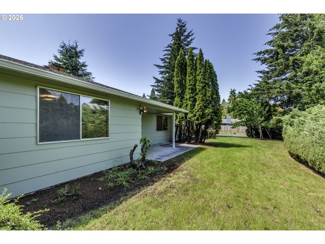 3721 Se PINE St, Hillsboro, OR 97123