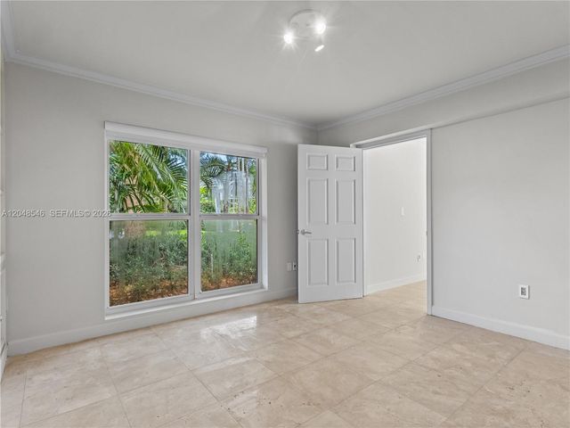 651 S Mashta Drive 651, Key Biscayne, FL 33149