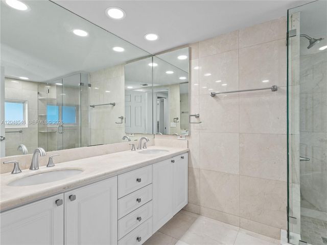 651 S Mashta Drive 651, Key Biscayne, FL 33149