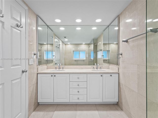 651 S Mashta Drive 651, Key Biscayne, FL 33149