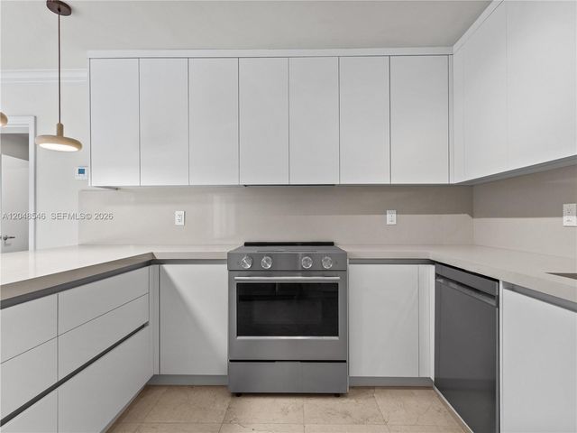 651 S Mashta Drive 651, Key Biscayne, FL 33149