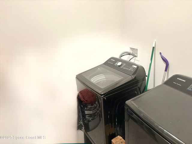 1051 Pope Street NW, Palm Bay, FL 32907