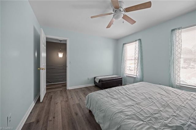 6021 Stone Bluff Drive, Clemmons, NC 27012